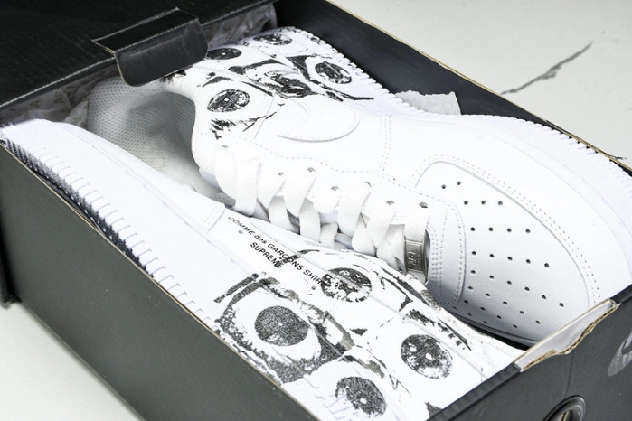 Nike Air Force 1 Low Supreme Comme des Garcons Shirt    923044-100