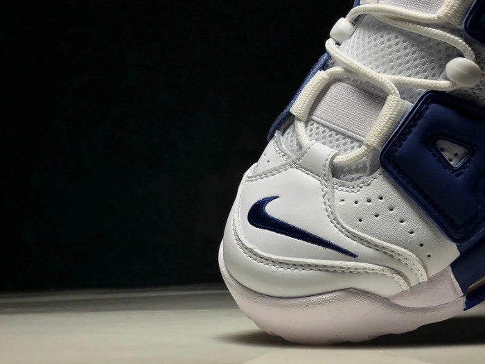 Nike Air More Uptempo Knicks  921948-101