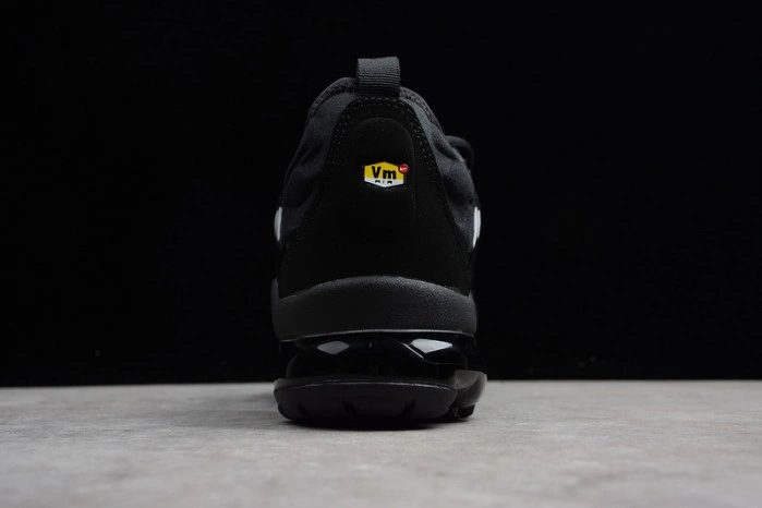 Nike Air VaporMax Plus Triple Black  924453-004
