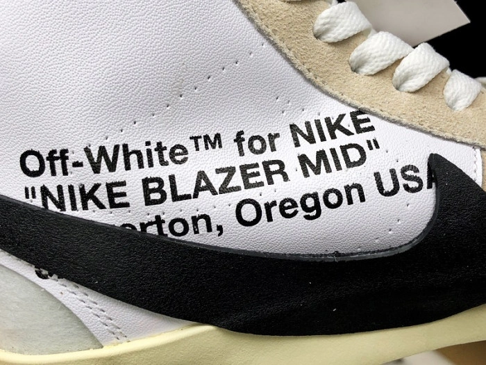 Nike Blazer Mid O-W  AA3832-100