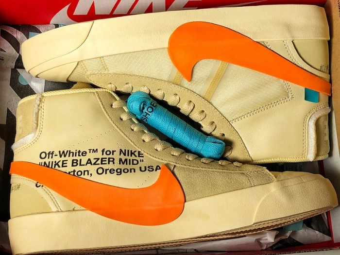 Nike Blazer Mid O-W All Hallow's Eve AA3832-700