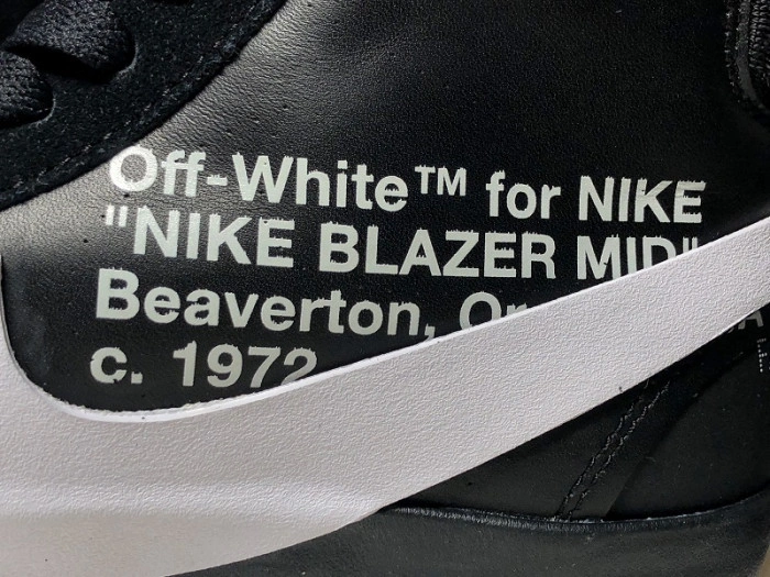 Nike Blazer Mid O-W Grim Reaper  AA3832-001