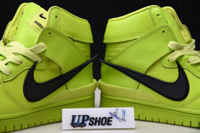 Nike Dunk High AMBUSH Flash Lime CU7544-300