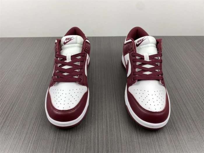 Nike Dunk Low Bordeaux (W) DD1503-108