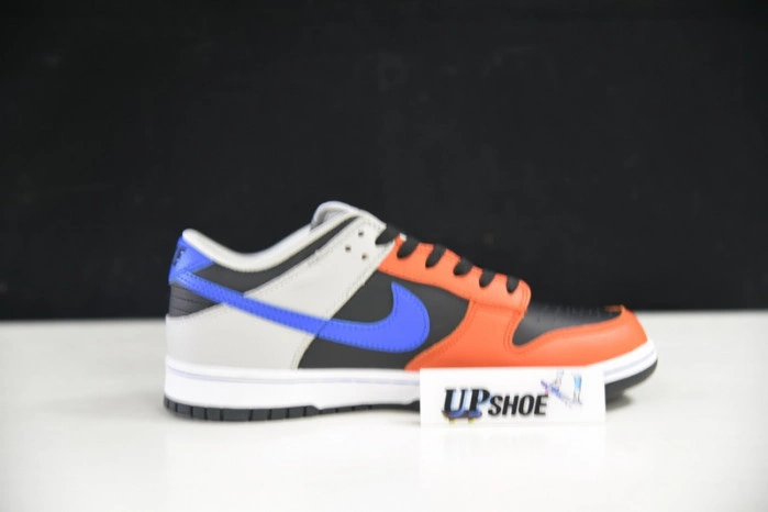 Nike Dunk Low EMB NBA 75th Anniversary Knicks  DD3363-002