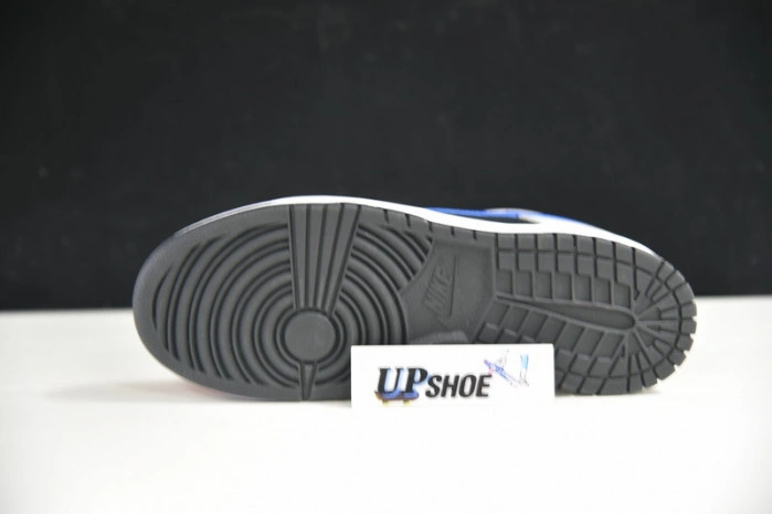 Nike Dunk Low EMB NBA 75th Anniversary Knicks  DD3363-002
