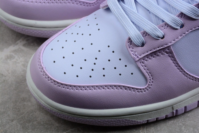 Nike Dunk Low Easter 2022 (W) DD1503-001