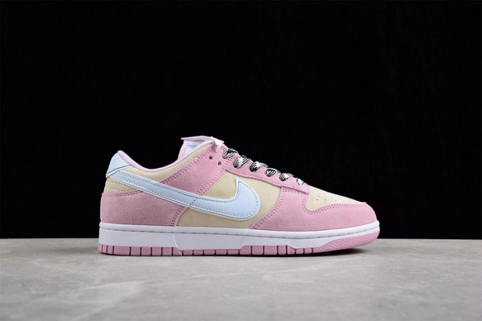 Nike Dunk Low LX Pink Foam (Women's)   DV3054-600