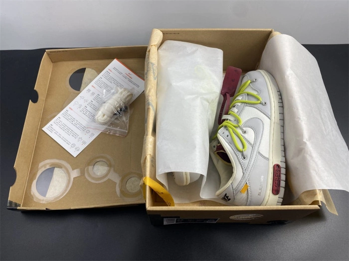 Nike Dunk Low O-W Lot 8  DM1602-106