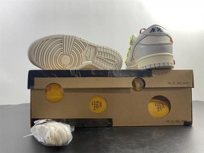 Nike Dunk Low O-W Lot 8  DM1602-106