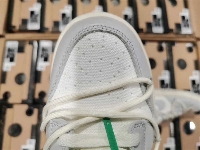 Nike Dunk Low Off-White Lot 25   DM1602-121