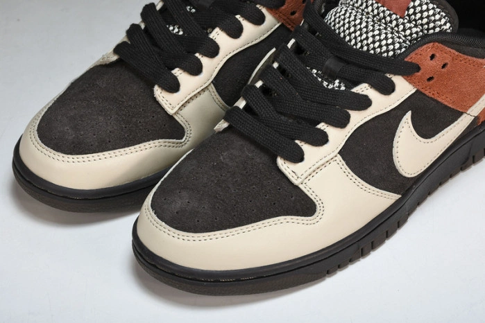 Nike Dunk Low Red Panda  FV0305-200