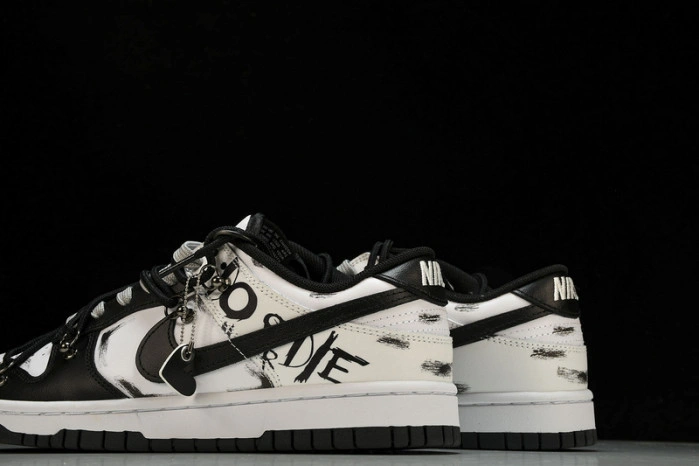 Nike Dunk Low Retro Black  DD1391-110