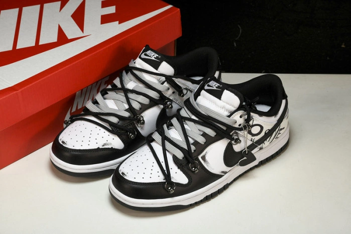 Nike Dunk Low Retro Black  DD1391-110