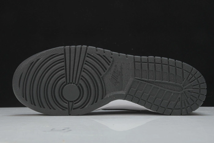 Nike Dunk Low Retro White Black Panda (2021)   DD1503-101