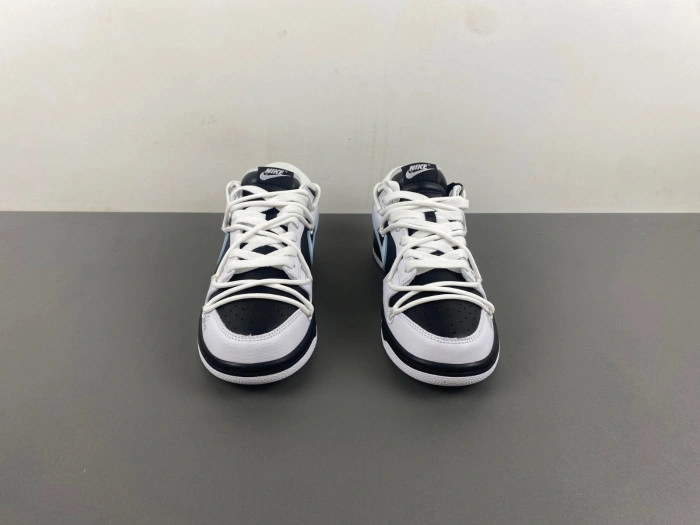 Nike Dunk Low Reverse Panda  FD9064-011
