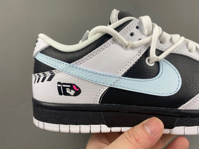 Nike Dunk Low Reverse Panda  FD9064-011