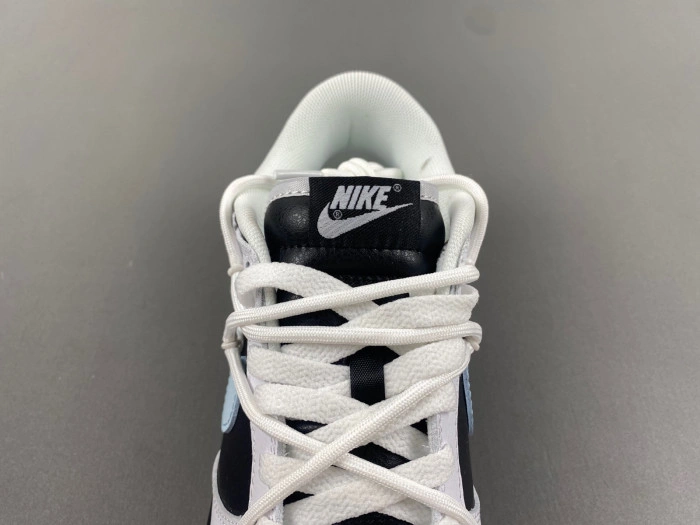 Nike Dunk Low Reverse Panda  FD9064-011