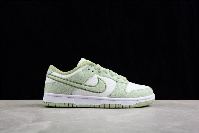 Nike Dunk Low SE Fleece Pack Honeydew DQ7579-300