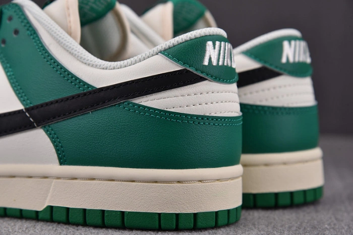 Nike Dunk Low SE Lottery Pack Malachite Green  DR9654-100