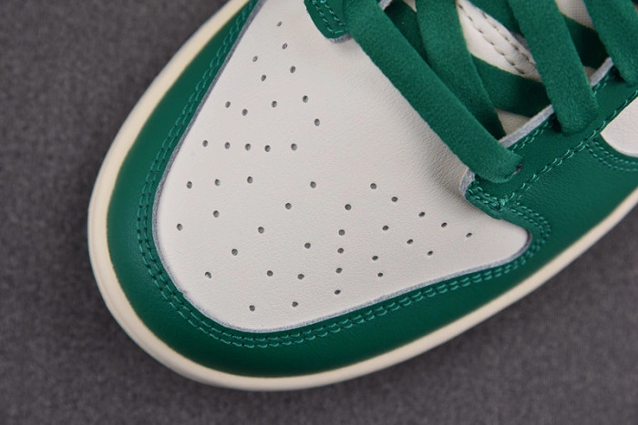 Nike Dunk Low SE Lottery Pack Malachite Green  DR9654-100