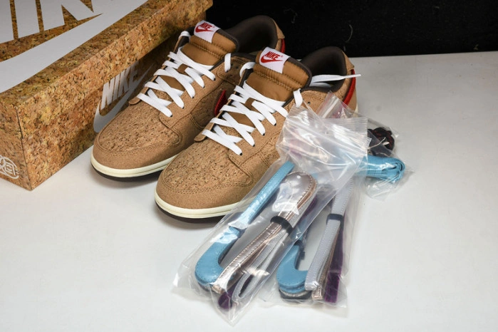 Nike Dunk Low SP CLOT Cork    FN0317-121
