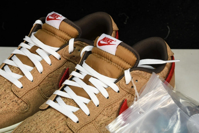 Nike Dunk Low SP CLOT Cork    FN0317-121