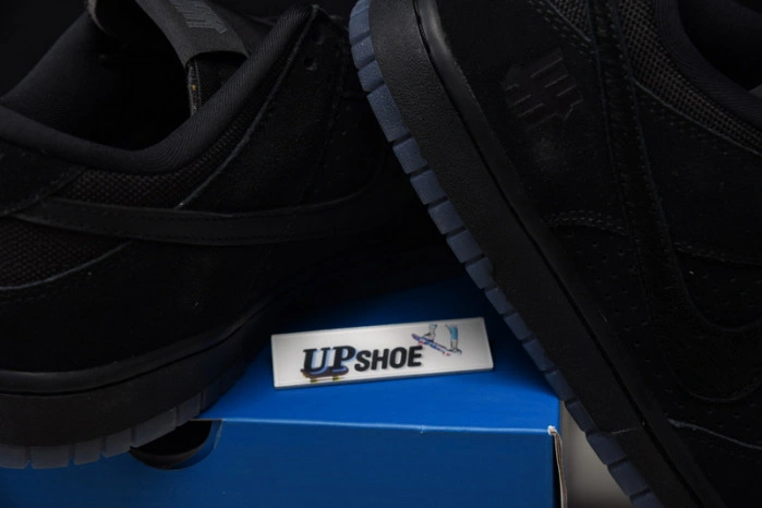 Nike Dunk Low SP Undefeated 5 On It Black  DO9329-001