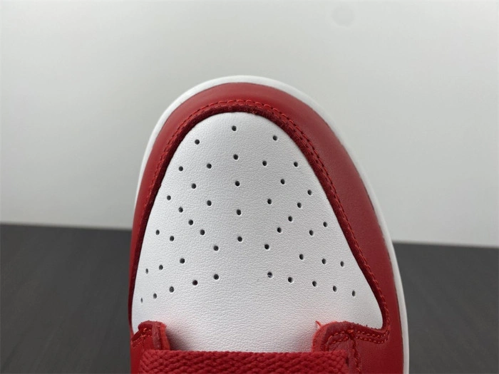 Nike Dunk Low SP “University Red”  CU1727-100