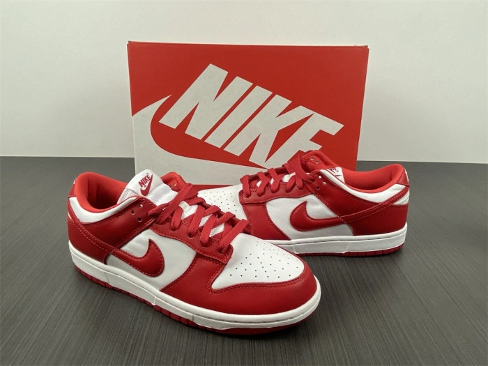 Nike Dunk Low SP “University Red”  CU1727-100