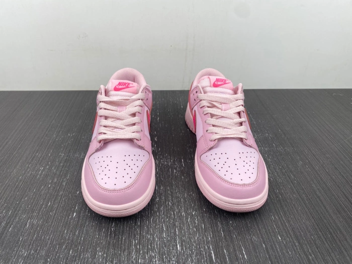 Nike Dunk Low Triple Pink (GS)    DH9765-600