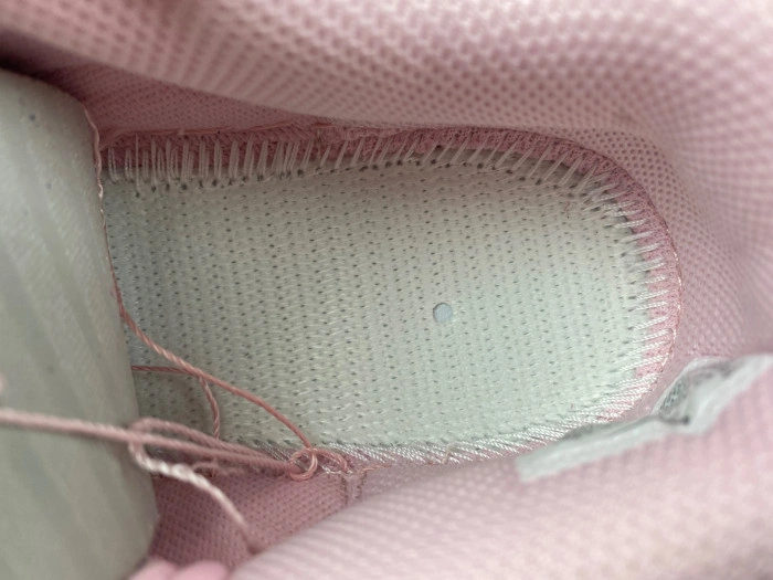 Nike Dunk Low Triple Pink (GS)    DH9765-600