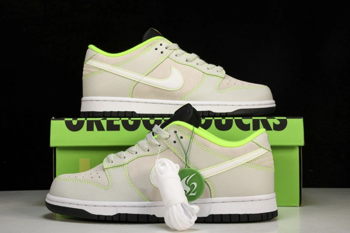 Nike Dunk Low University of Oregon PE (2023) FQ7260-001