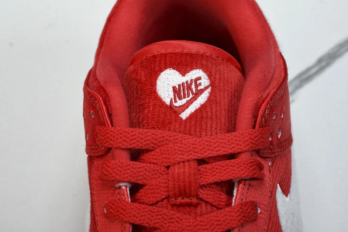 Nike Dunk Low Valentine's Day  FZ3548-612