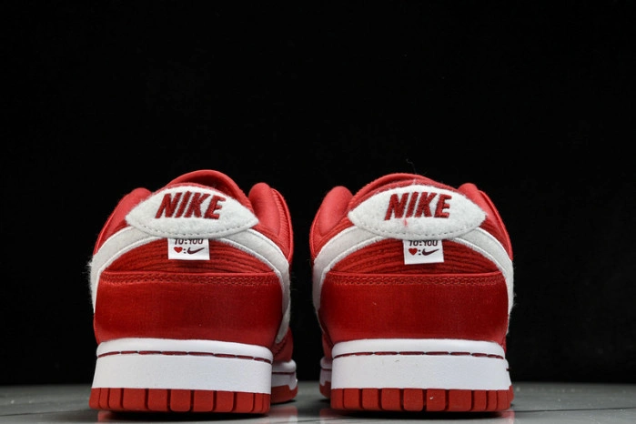 Nike Dunk Low Valentine's Day  FZ3548-612