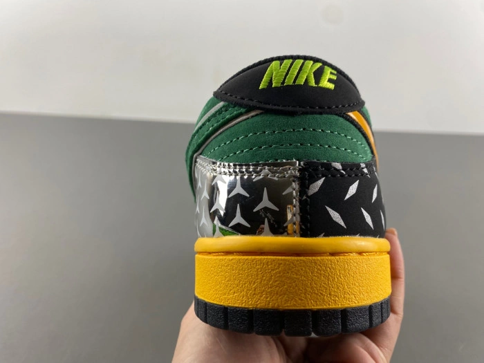 Nike Dunk Low What the Duck Home University of Oregon PE  HV1454-001
