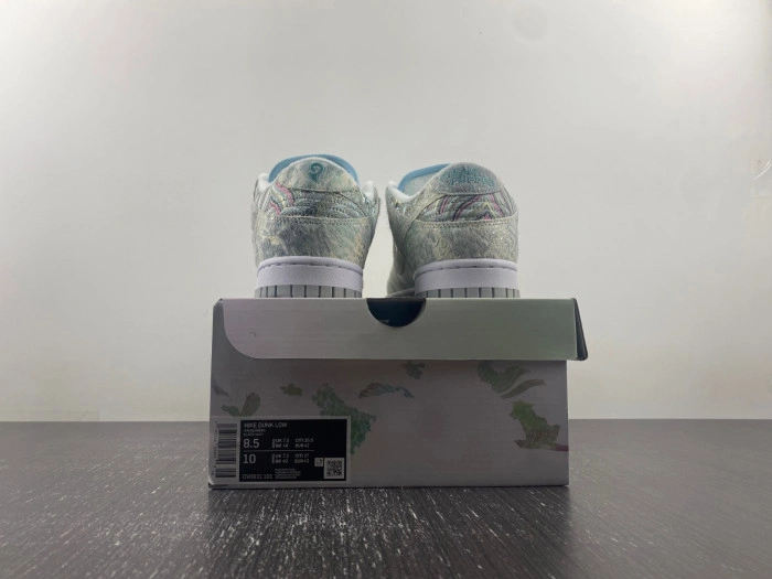 Nike Dunk Low Year of the Dragon