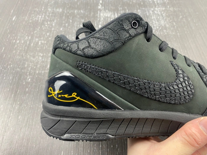 Nike Kobe 4 Protro Gift of Mamba  FQ3544-001