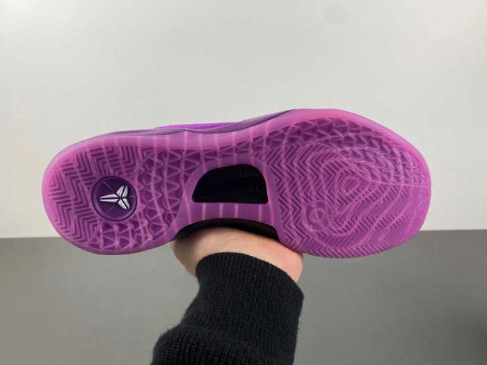 Nike Kobe 8 PROTRO “EYBL”    HJ7265-500