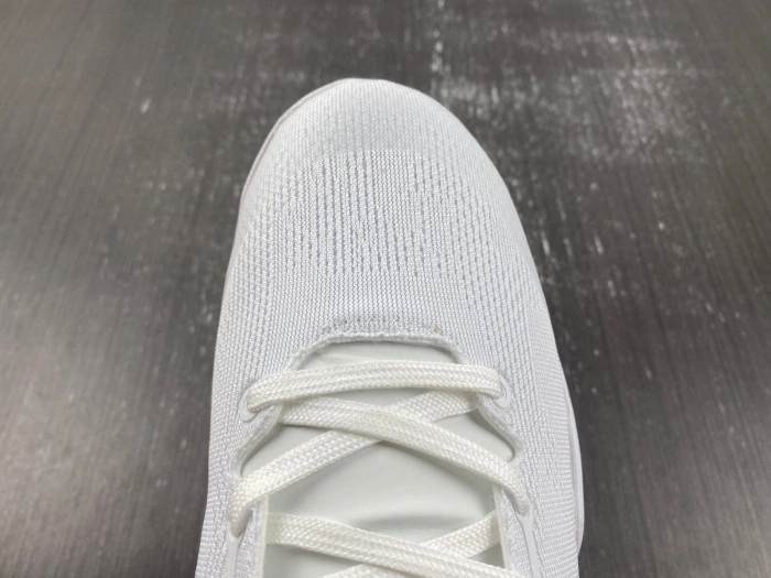 Nike Kobe 8 Protro White Golden  FV6325-100