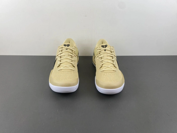Nike Kobe 8 Protro “Champagne Gold”   HM6469-701