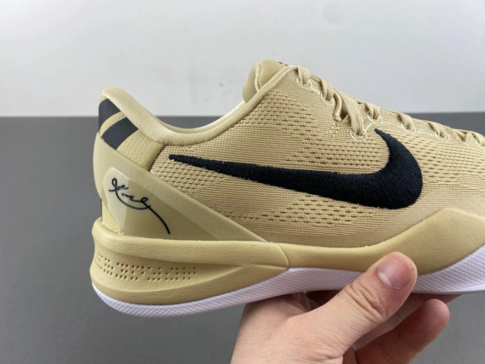 Nike Kobe 8 Protro “Champagne Gold”   HM6469-701