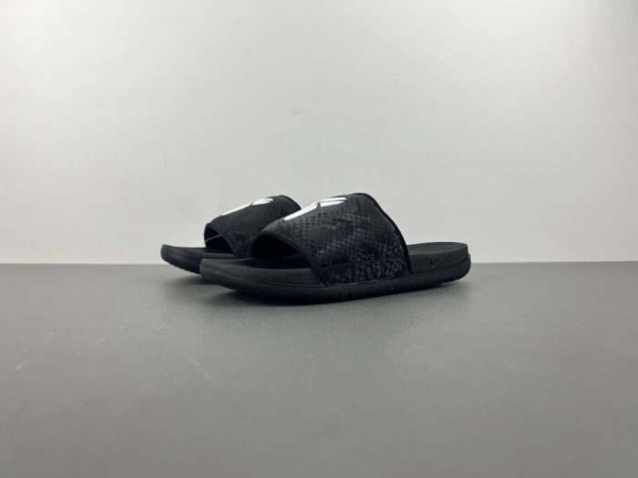 Nike Kobe Offcourt Slide   IF2870-001