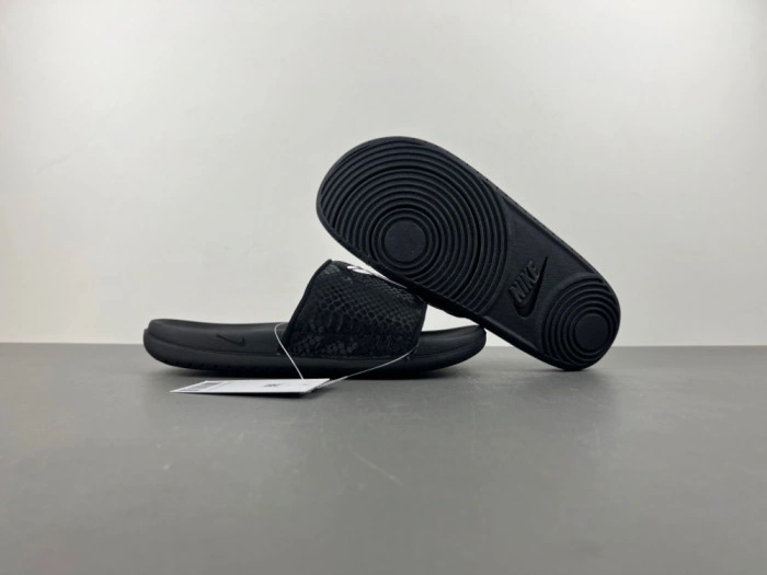 Nike Kobe Offcourt Slide   IF2870-001