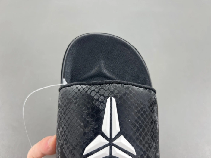 Nike Kobe Offcourt Slide   IF2870-001