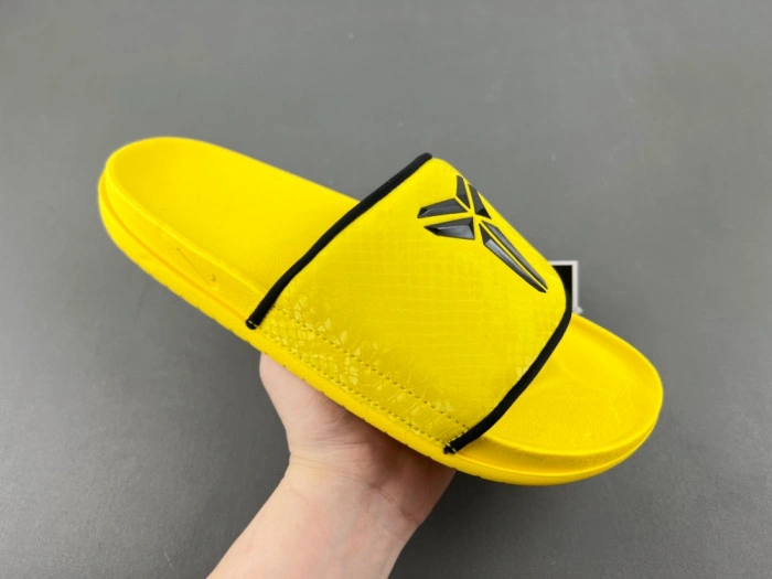 Nike Kobe Offcourt Slide   IF2870-700