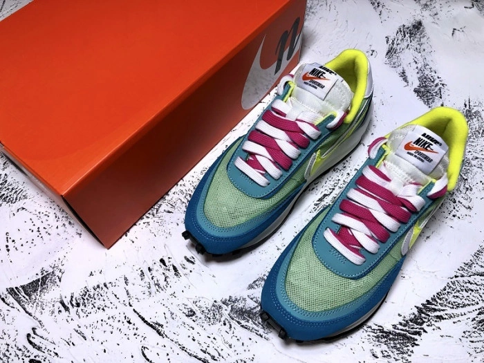 Nike LD Waffle Sacai Daybreak Running  BV0073-600