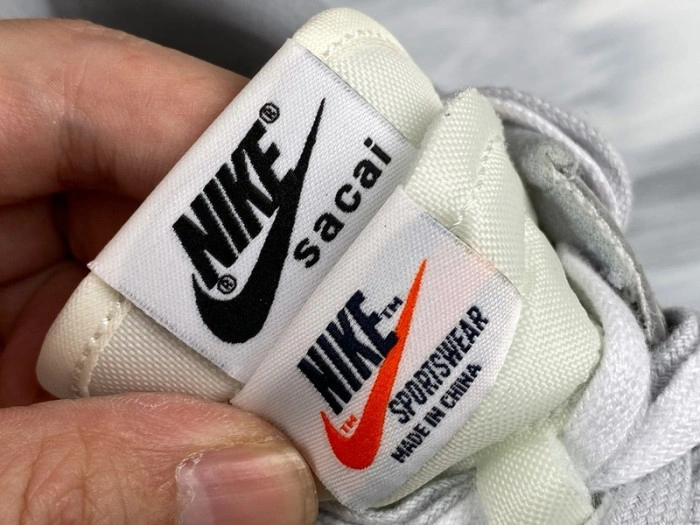 Nike LD Waffle Sacai Summit White  BV0073-100