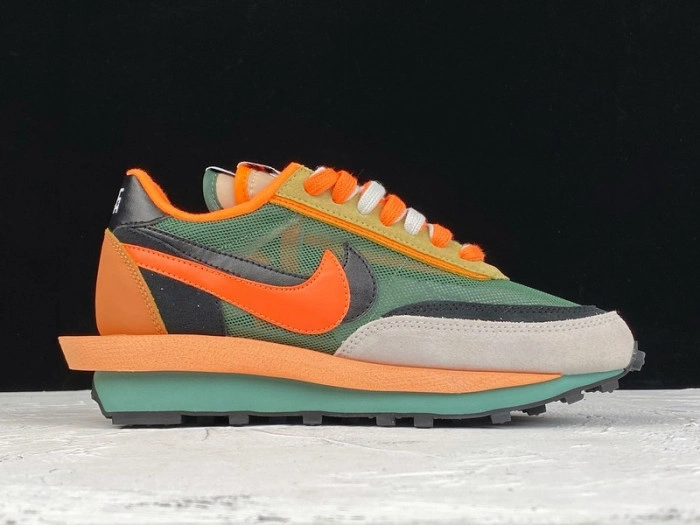 Nike LD Waffle sacai Big Shark BV0073-081