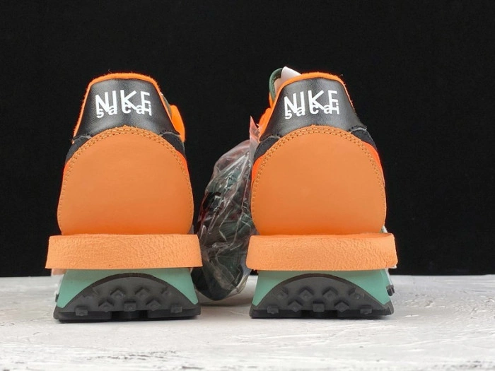 Nike LD Waffle sacai Big Shark BV0073-081